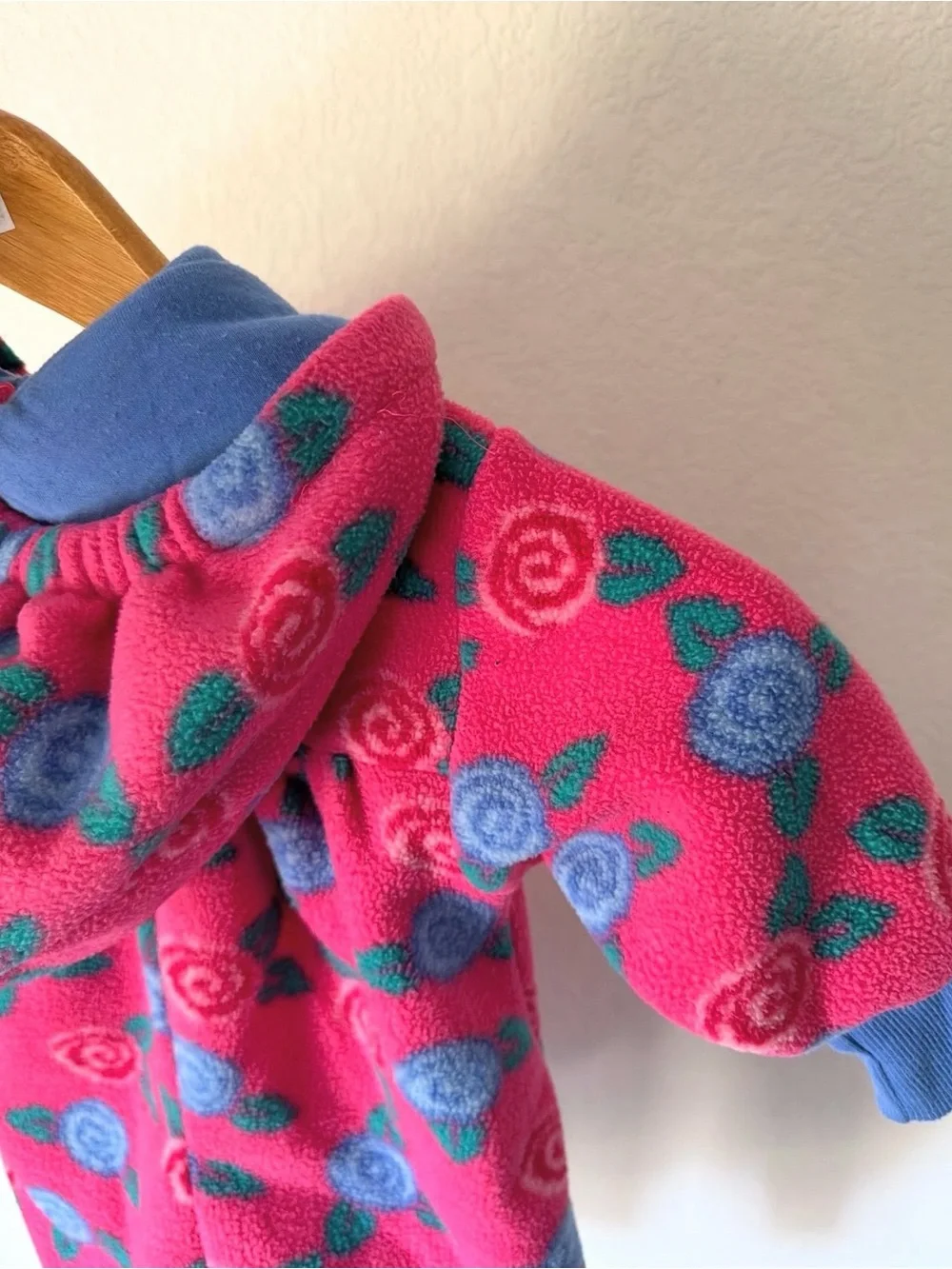 Vintage 90s Gymboree Winter Rose Fleece Hooded Jumpsuit Pink Blue roses